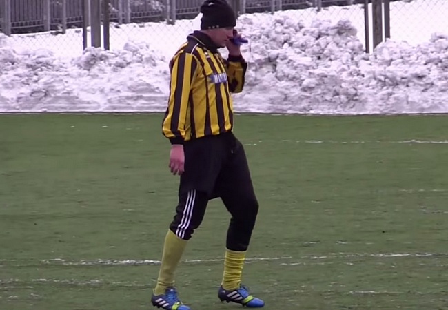 22012015sfootballphone00039393