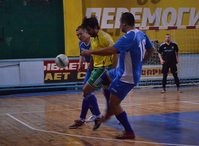 DSC 000675687