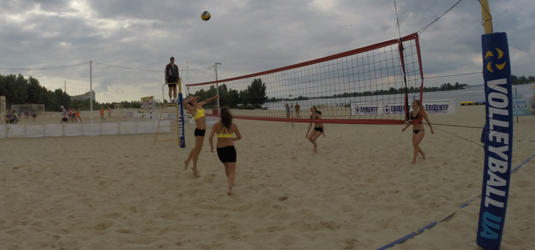 Результати 1-го ігрового дня відкритої першості Черкаської21 області з пляжного волейболу